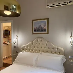 Duomo Prestige , Milano Italia